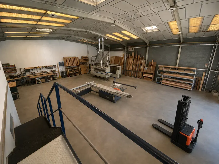 Atelier de fabrication des structures en bois
